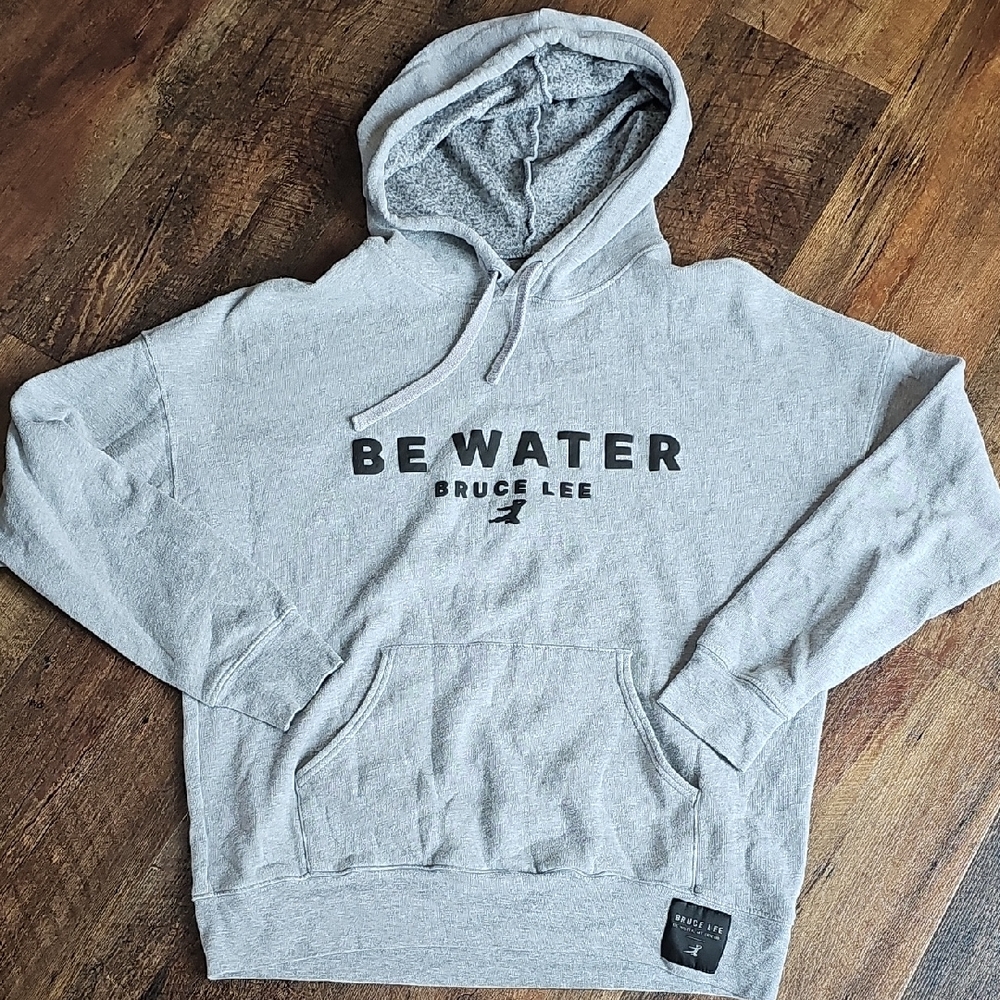 Bruce Lee Be Water Light Gray Men's S Hoodie Sweatshirt